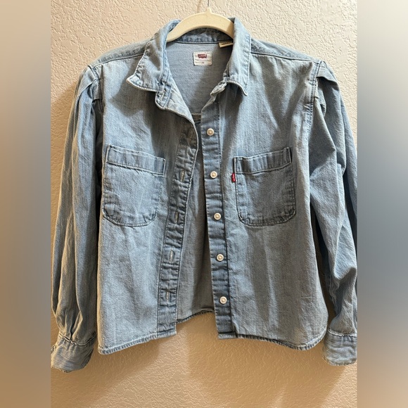 Levi’s Western Denim Button Up Shirt - Picture 6 of 6